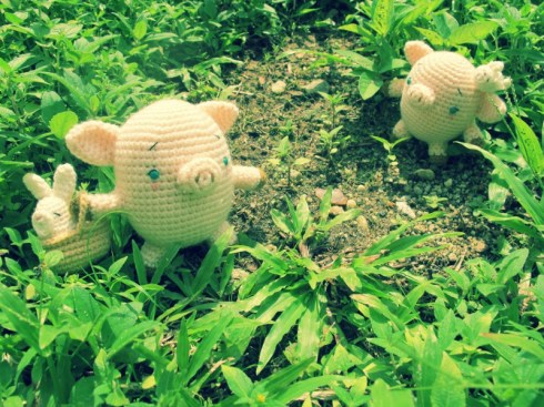 amigurumei crochet bunny piglet teacup french