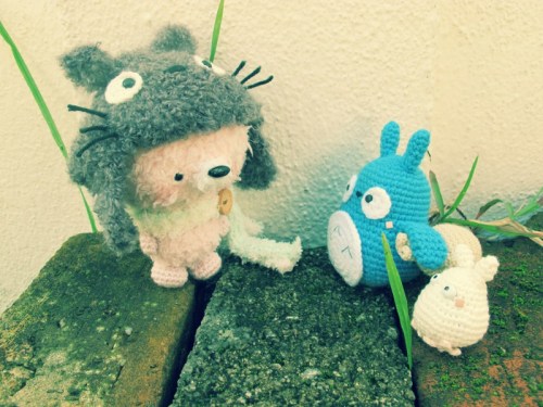 blue white grey totoro amigurumei crochet fuzzy ghibli