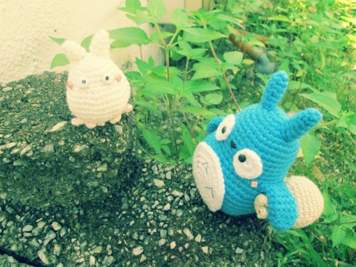 blue white totoro amigurumi crochet ghibli