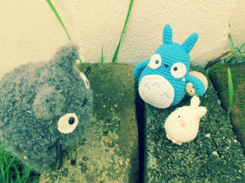 blue white grey totoro amigurumei crochet fuzzy ghibli