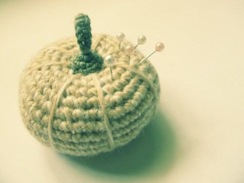 pumpkin amigurumi pin cushion zakka crochet