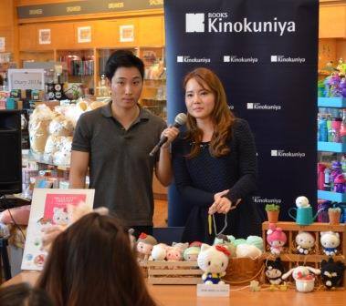 hello kitty crochet book signing at kinokuniya
